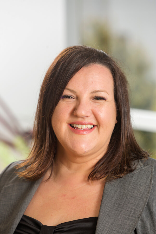 Elizabeth Sango – Conveyancer
